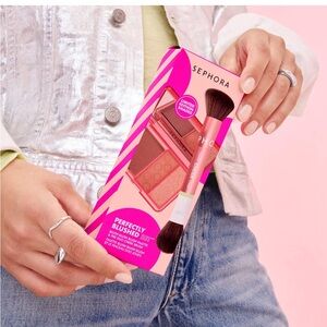 Sephora Collection Perfectly Blushed Makeup Blush and Brush Set